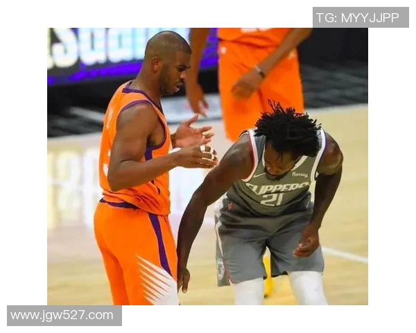 公牛队与猛龙队激战正酣3月22日精彩对决引发球迷热议