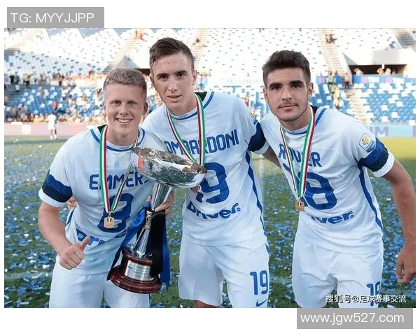 天狼星与哈马比激战正酣双方全力对攻争夺胜利荣耀